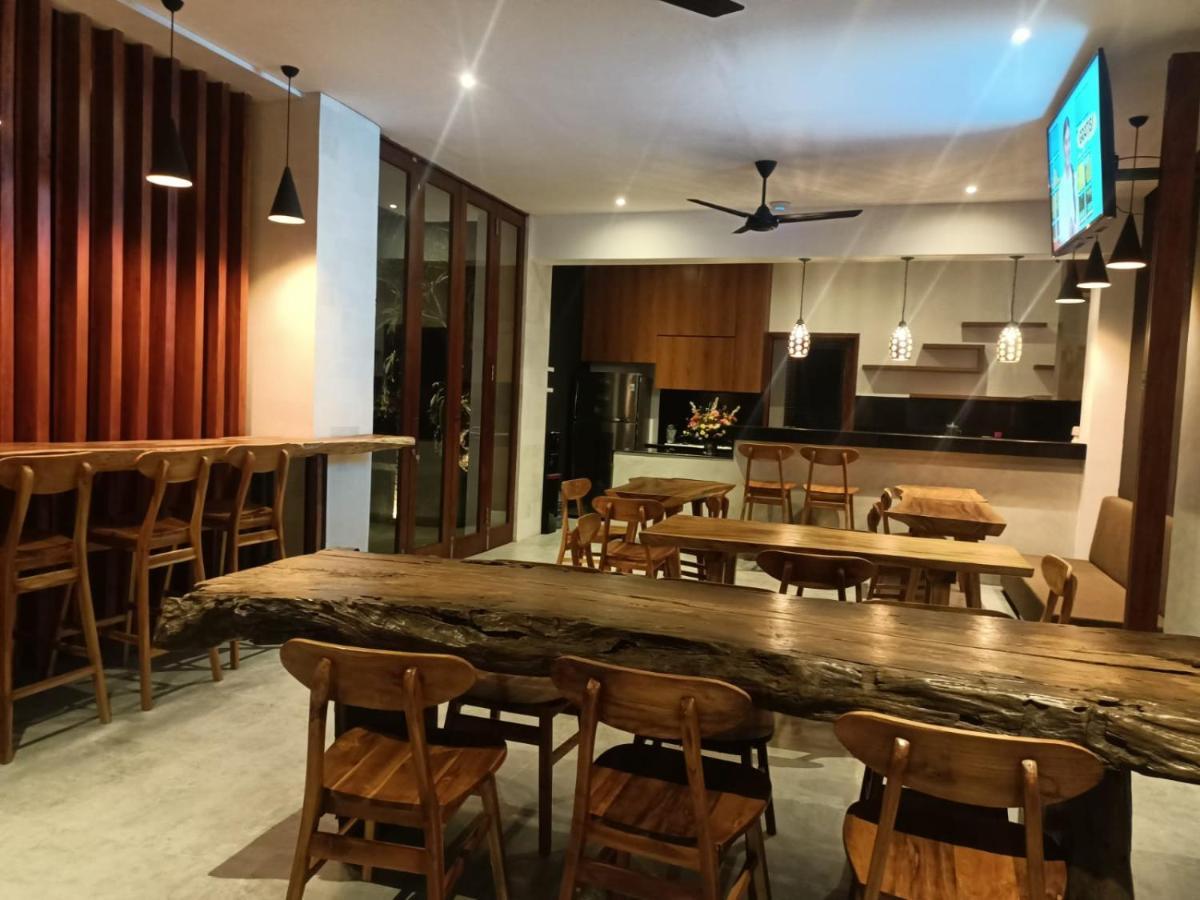 The Kd Suites & Coffee Shop Munggu Exterior foto