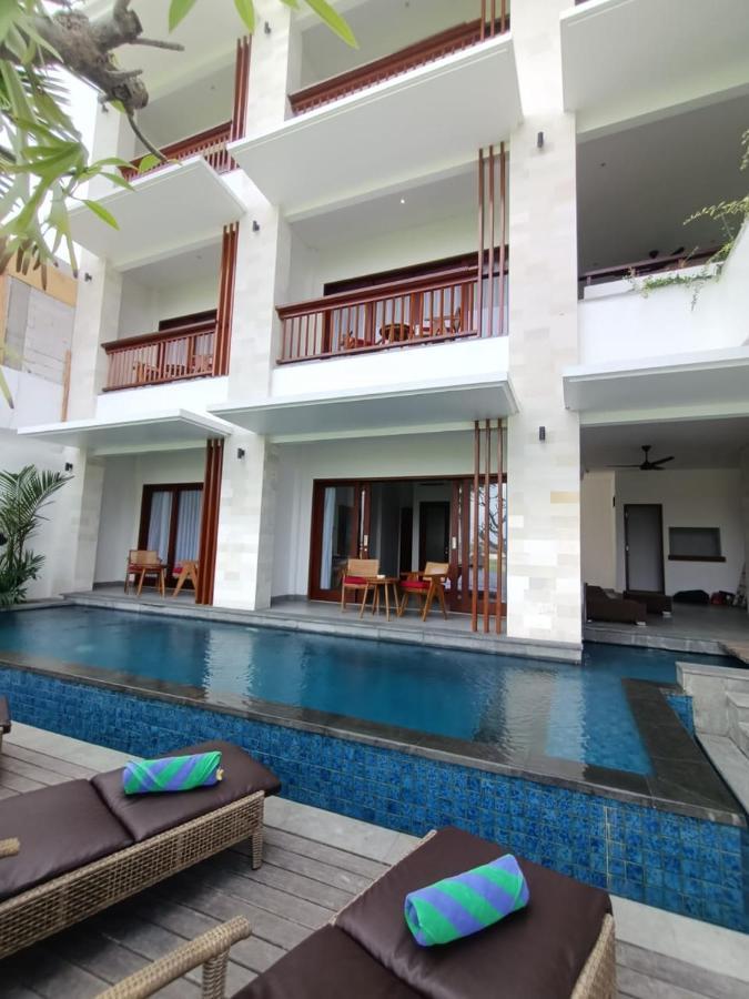 The Kd Suites & Coffee Shop Munggu Exterior foto