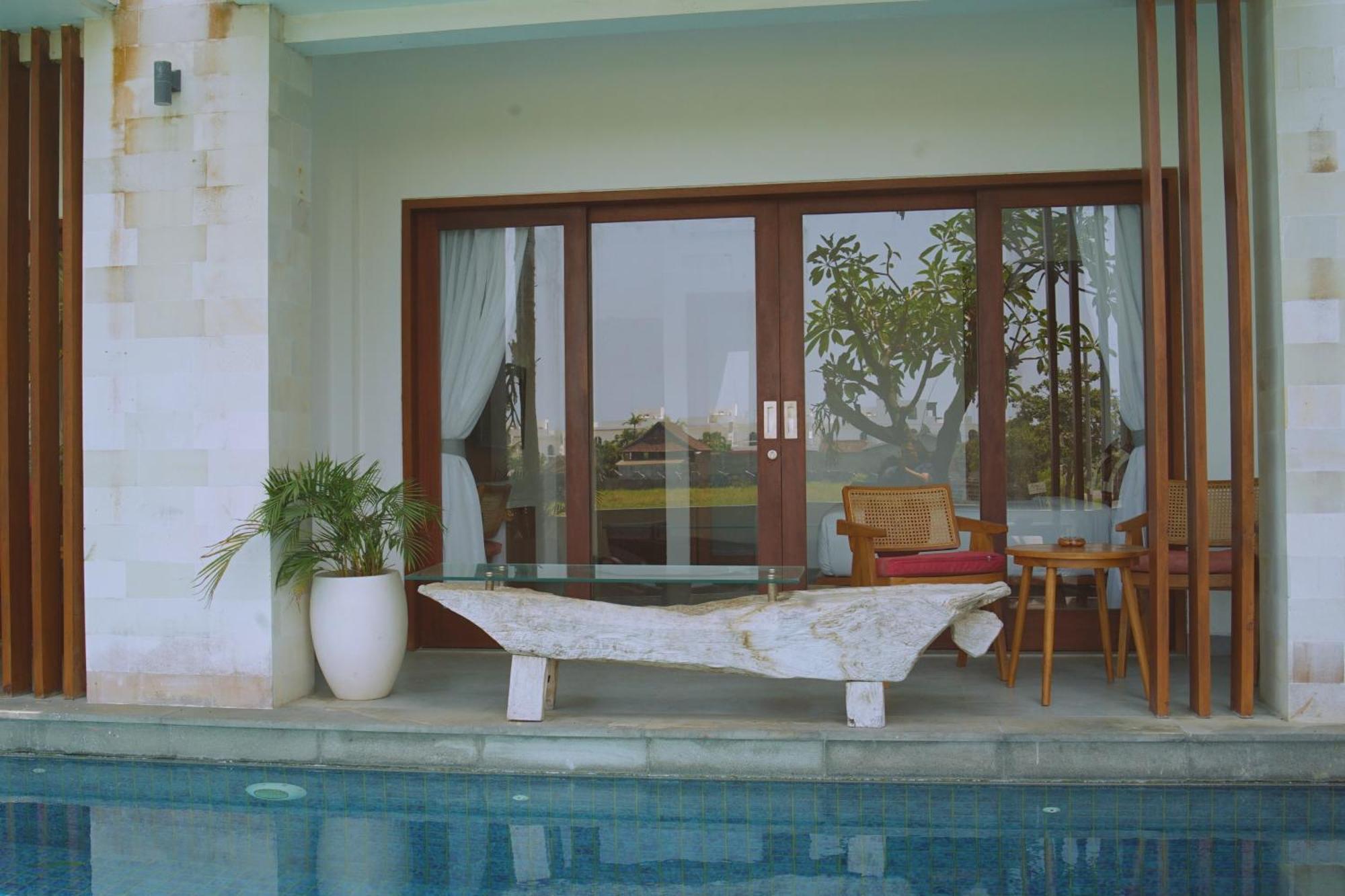 The Kd Suites & Coffee Shop Munggu Exterior foto