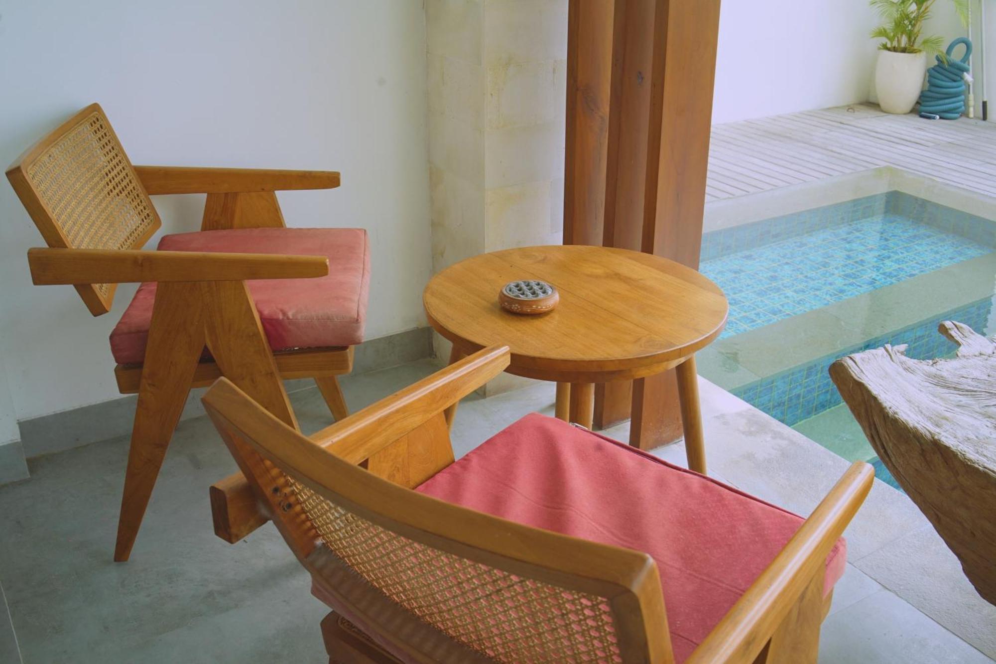 The Kd Suites & Coffee Shop Munggu Exterior foto